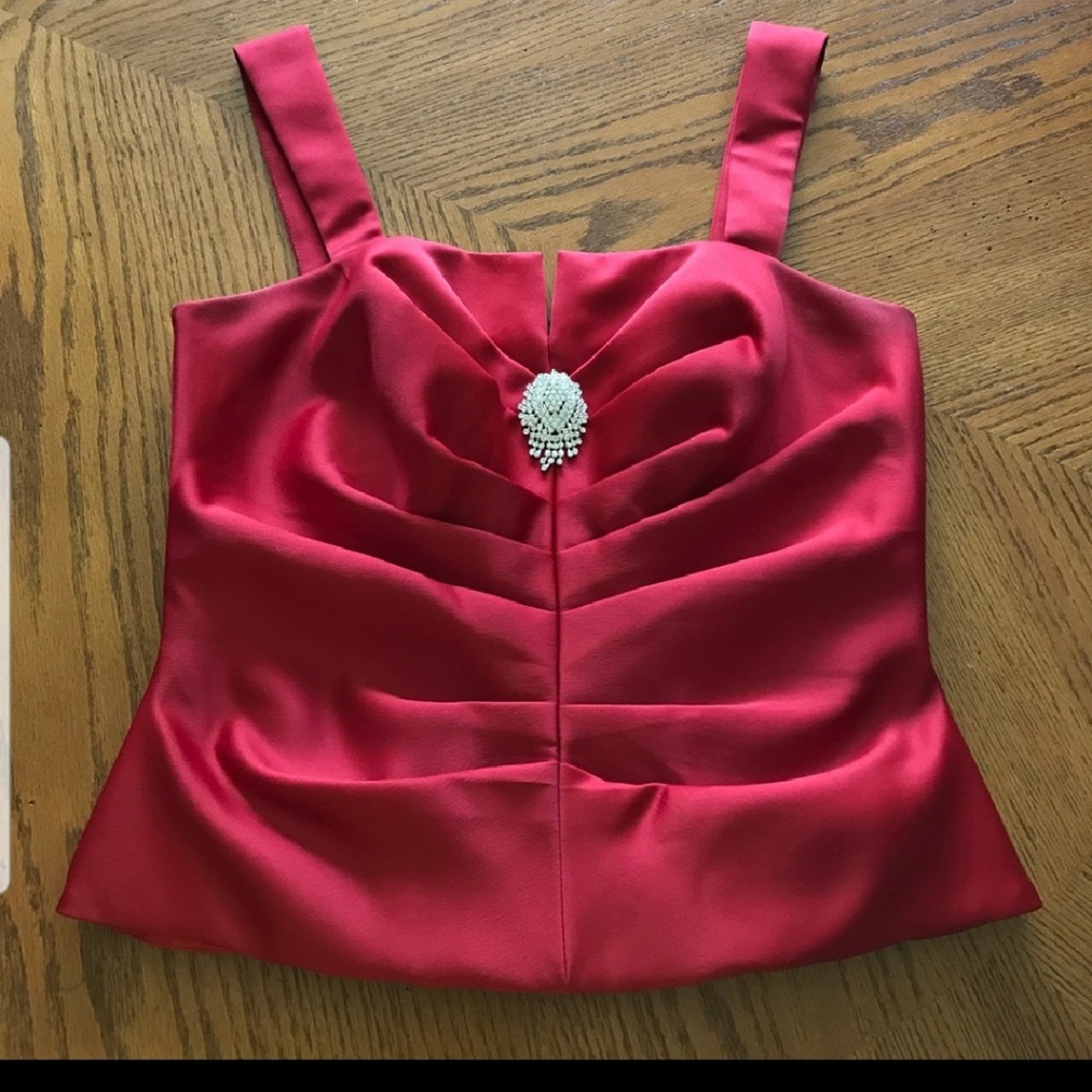 Red Croset